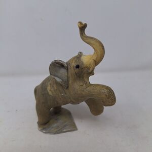 Vintage 60s Crushed Oyster Shell Elephant Figurine Mid Century Modern Home Decor